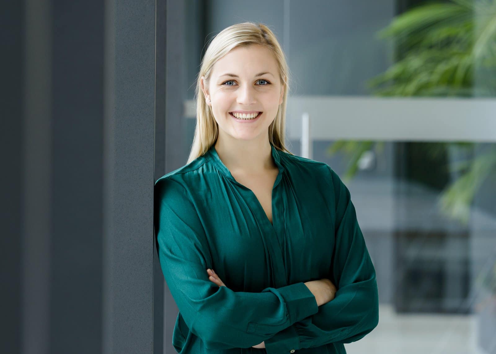 BUSINESS-PORTRAITS-MUENCHEN_Indoor_S-F_00135FAVORIT BUSINESS PORTRAITS MUENCHEN Indoor S F 00135FAVORIT